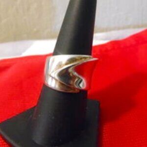 Silver Style Sterling Silver Wrap Ring Size 8 - image 1